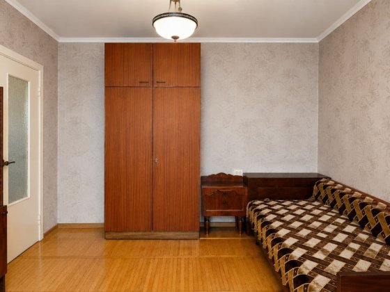 Продаж 1 кімнатної квартири вул. Харченка Євгена, 17, Дарницький район, Бортничі Киев