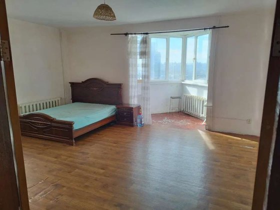 Продаж 3-кімнатної квартири на вул.Шептицького (Луначарського), 12 Київ