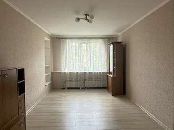Продам 1 кімнатну квартиру по вул. Ентузіастів, 9 (Русанівка), поруч Дніпро та Дніпровський канал, м Киев