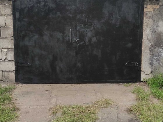 Продам гараж в центрі міста по вул.Республіканська Каменское