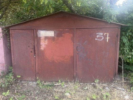 Продам гараж район Смірнова Кам'янець-Подільський