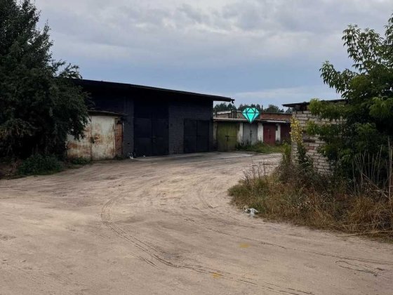 Продам гараж на Сільмаші біля грушки Ковель