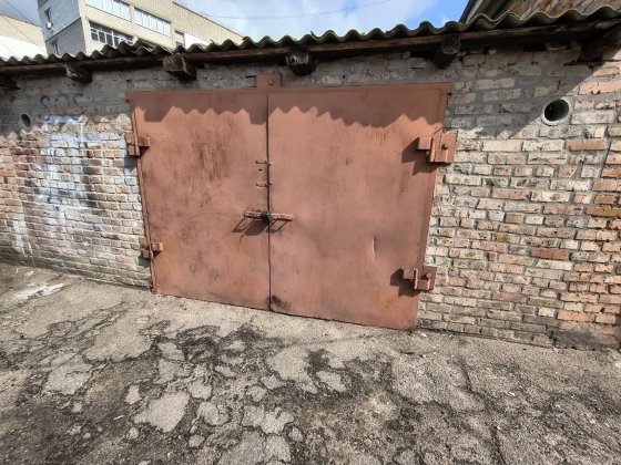 Гараж, район грс Умань