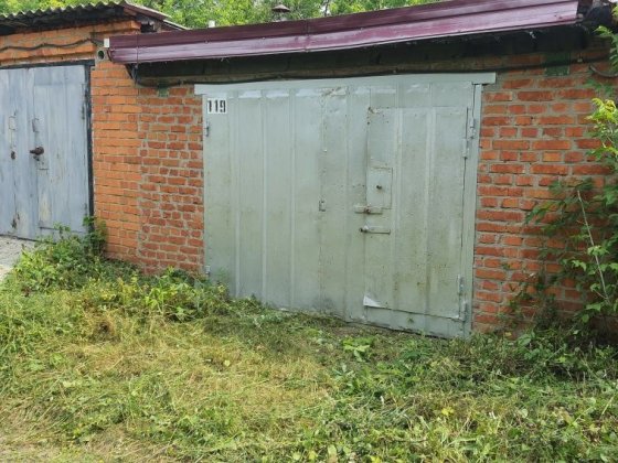 Продам гараж в м -н "Авіатор" Чугуев