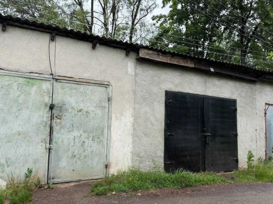 Гараж 3, площею 21,6 кв.м. Івано-Франківська обл. Богородчани