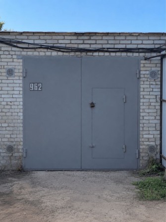 Продається капітальний гараж у гаражному кооперативі «Лада». - фото 1