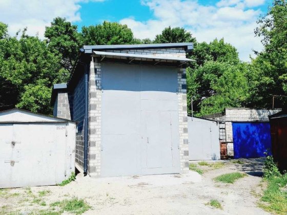 Продам (возможна рассрочка)гараж 4"16.5м в Кооп"Молодежный" Кременчук