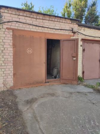 Продам гараж  в  АК 17. Гараж знаходится   біля ЖК Лісовий.  Ялівщина.073 507 35  57 - фото 1