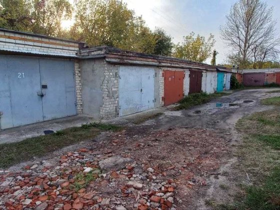 продам капітальний гараж Чернігів