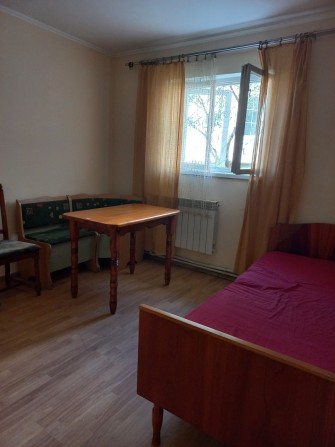 Здам в довготривалу оренду кімнату в приват.буд. с.Давидів, 3км від Сихова, 30 хв.маршруткою від пл. - фото 1