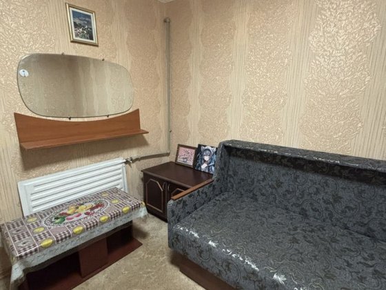 Кімната в Будинку( типа Хостел). Коммунальні послуги Враховані.