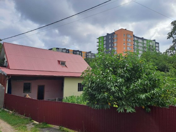Підселення дівчат в будинок,вул.Мазепи (Сільпо) Ивано-Франковск