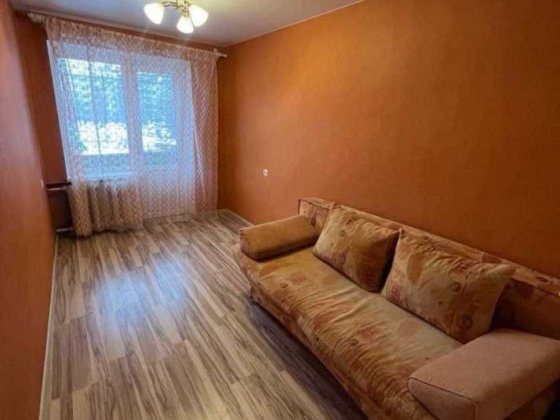 Кімната в оренду для дівчини