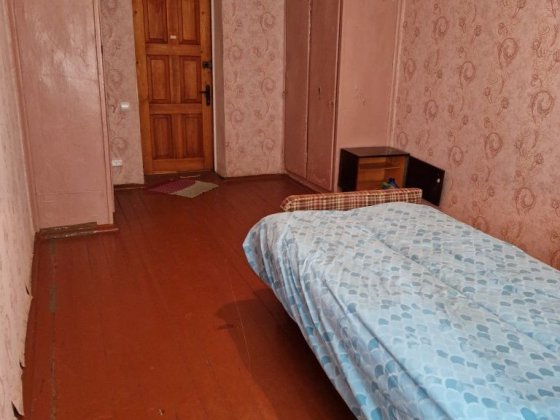 Здається кімната в гуртожитку Сумы