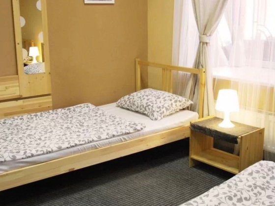 Оренда житла кімната на двох ліжко місце хостел готель койко место підселення оренда комната Винница