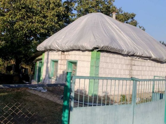 Продам  домик в пригороде Каменского Днепропетровской обл.