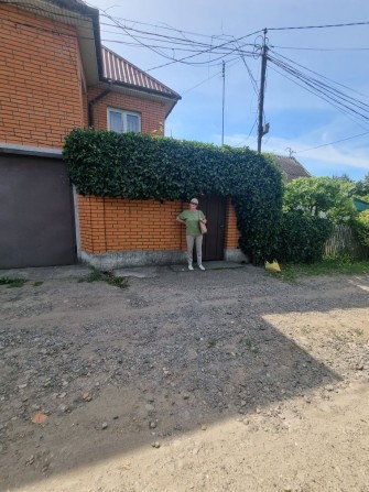Сдам дом одинокой  женщ. пенсионного возрастаозраста - фото 1