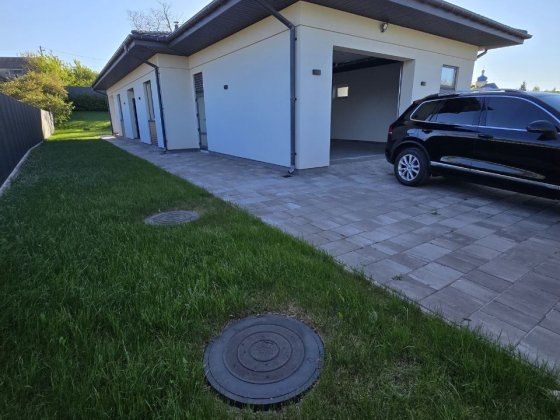 Оренда сучасний будинок 137 м² із каміном та терасою в Козині Козин