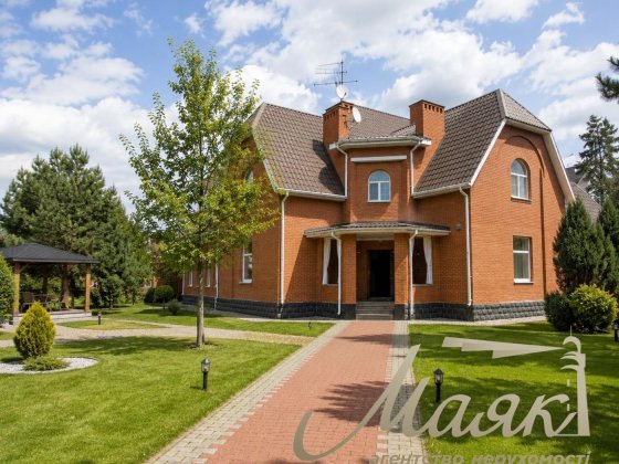 Оренда будинку 350 м² у центрі Козина | Ділянка 50 соток | Лісова частина Козин