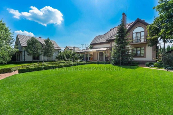 Елітний Будинок на березі затоки Дніпра / 550 м2 / 48 соток / КМ Золоче / Басейн / Джакузі / BBQ-зон - фото 1
