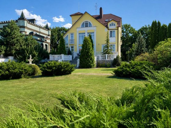 Оренда автономного будинку у Лісниках Лесники