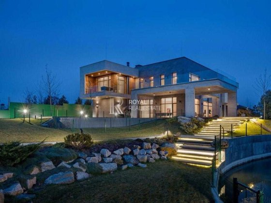Оренда Будинок КМ «Сонячна Долина» Романків 574 м² 5 кімнат 22,8 сотки Басейн Infinity Озеро Гараж H Романків