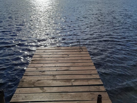 Оренда будинок біля води з пляжем Коробовка