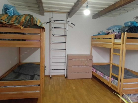 Здається в оренду будинок у селі 18 км. від м.Чернівці Новоселица