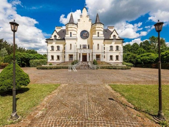 Оренда Будинок Буча 1200 м² 4 спальні 2 га Ліс Басейн SPA Корт Кінотеатр Бібліотека Буча