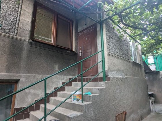 Довгострокова Оренда будинку по вул.Грушевського Ужгород