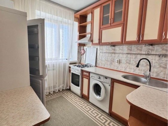Сдам 2х комнатную квартиру левый берег Каменское