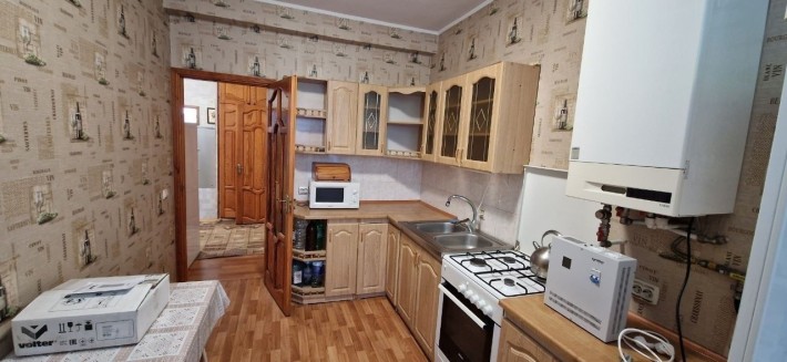 Здам в оренду 3х к. кв. в центрі міста Коростишів. - фото 1