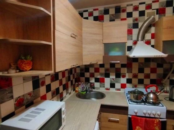 Сдам долгосрочно трёхкомнатную квартиру на 1 этаже Краматорск