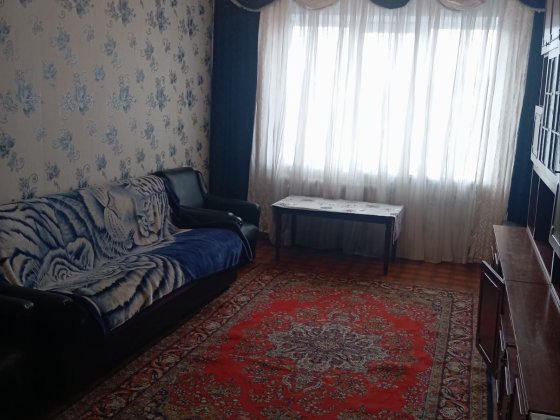 Сдам 2-х комнатную квартиру на Лазурном. Краматорск