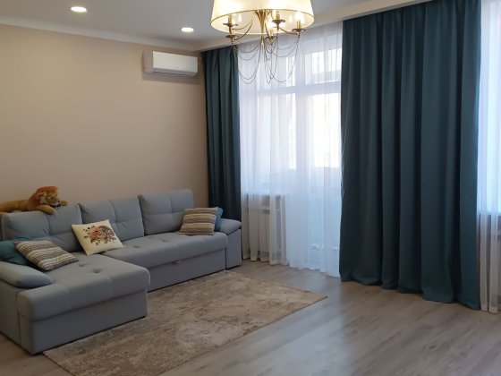 Собственник. 2-х комнатная сталинка в центре. Краматорск