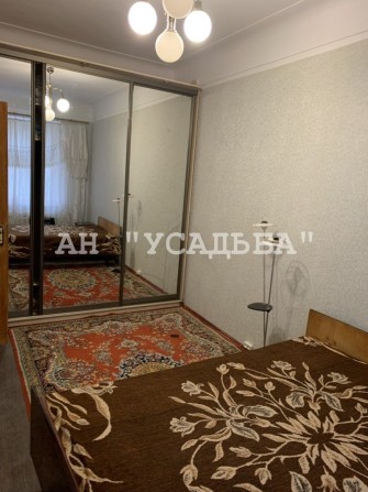 Сдам 1к квартиру в Центре - фото 1