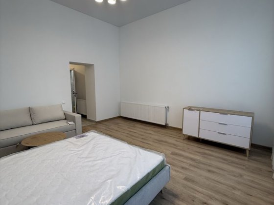 Оренда 1 кімнатноі квартири в центрі міста Мукачеве