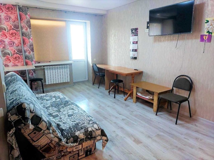 Здається 2 кімнатна квартира в центрі вул. В. Стуса - фото 1