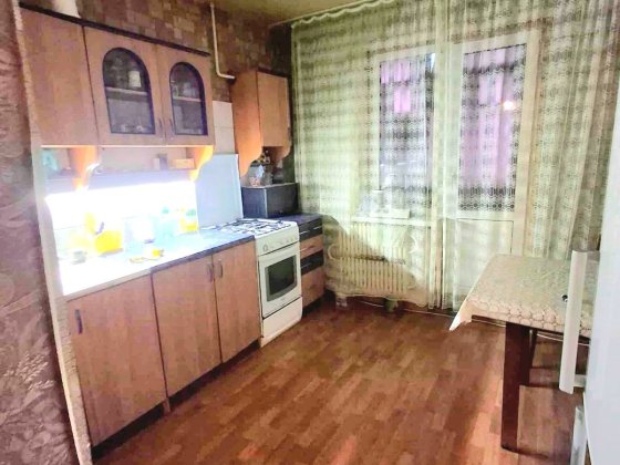 Здам 2 х кімнатну на 1 поверсі вул Каденюка Павлоград