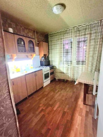 Здам 2 х кімнатну на 1 поверсі вул Каденюка - фото 1