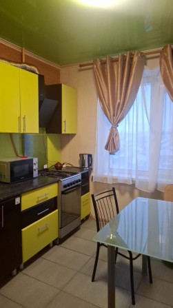 Без комісії рієлторам.Здається 2 к квартира  53,2 кВ  м 7\9 на Артема - фото 1