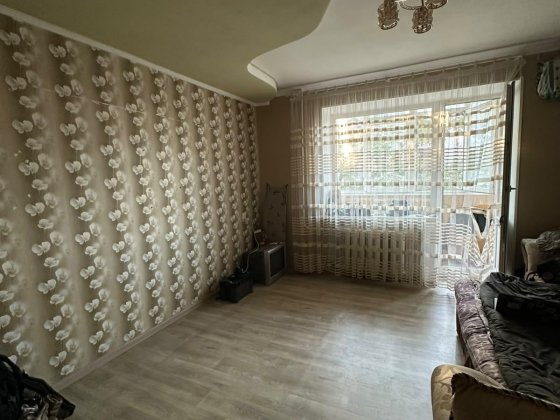 Сдаю в долгосрочную аренду двухкомнатную квартиру . Славянск