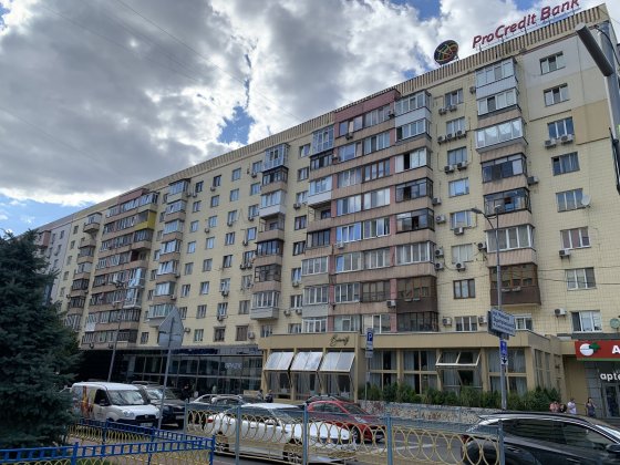 Продаж 2-к квартири бул. Л.Українки 24 Киев