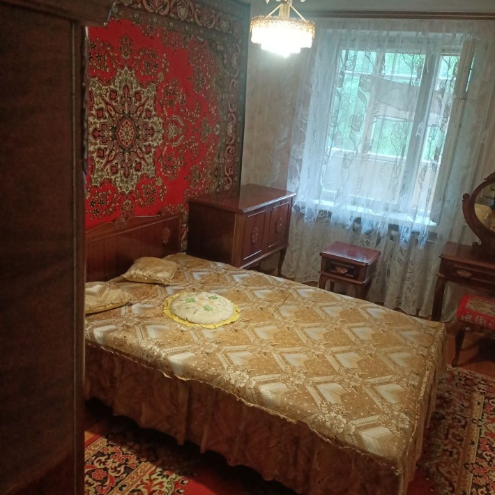Здам в оренду 4кімнатну квартиру м.Луцьк  на Кравчука10.ціна 15000гр +комунальні. - фото 1