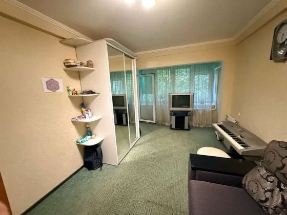 Продаж 2-к квартири вул. Дегтярівська 60б Киев