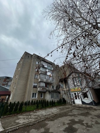 оренда 1-кімнатної укомплектованої квартири в м.Тисмениця поруч школи - фото 1