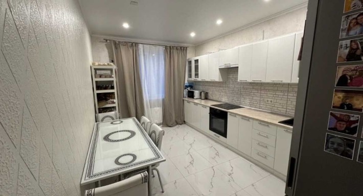 2к квартира, 65м.кв. в жемчужине на Сахарова - фото 1