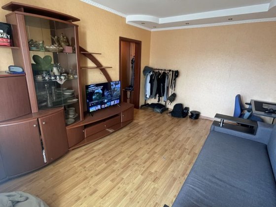 Квартира в довготривалу оренду Вараш