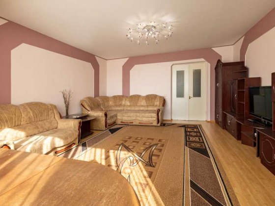 3-к квартира Київ, Печерський, 700 $/міс. Киев