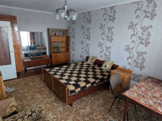 Срочно здам  1ком   в Бровпрах Бровары